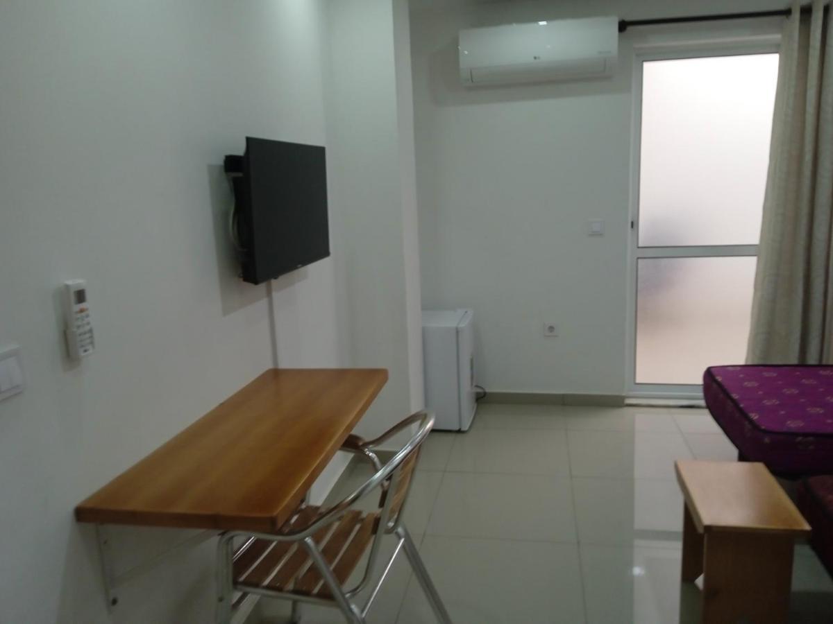 Pull Up Hostel Πράγια Εξωτερικό φωτογραφία