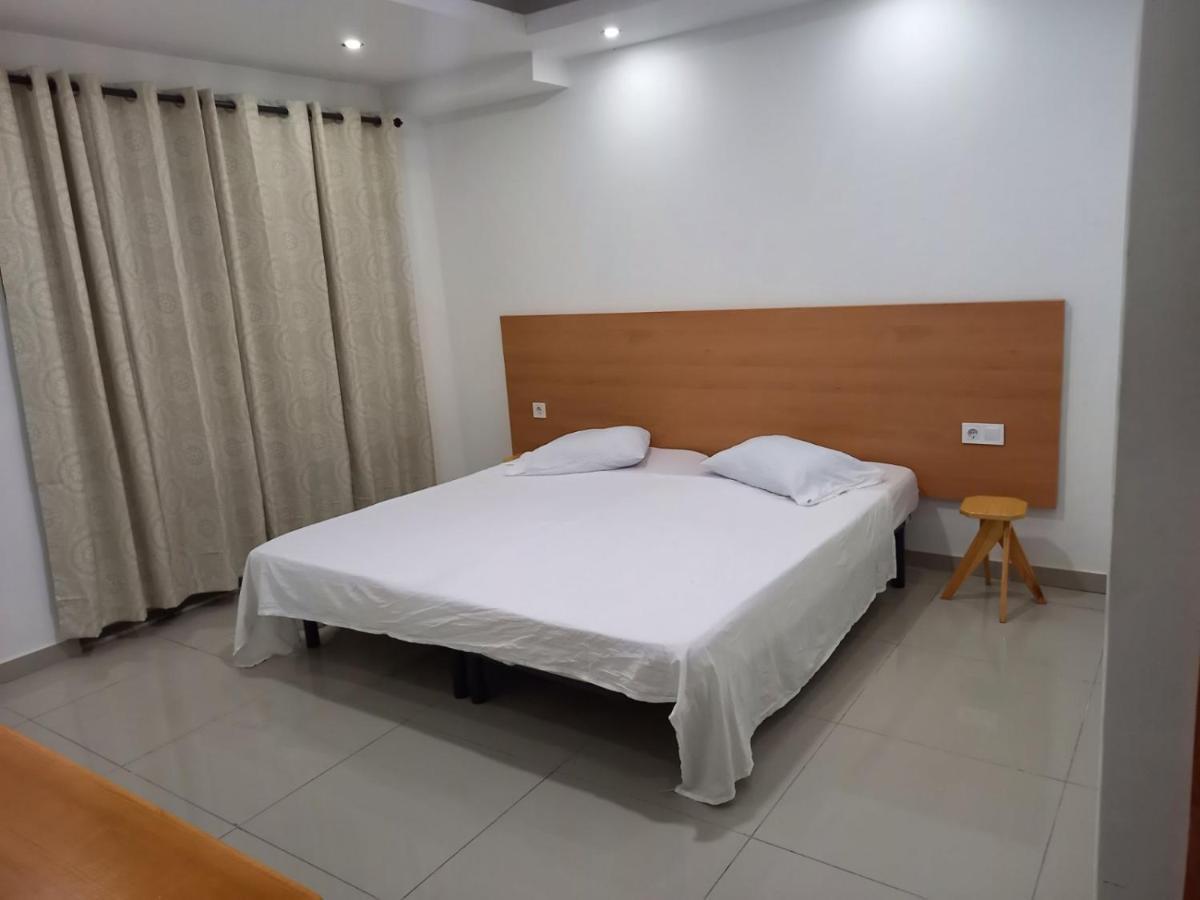 Pull Up Hostel Πράγια Εξωτερικό φωτογραφία
